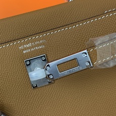 凯莉二代mini 金棕色银扣 爱马仕Hermes 💤凯莉包kellyHermes经典代表作之一 女士 凯莉二代mini 金棕色银扣 爱马仕Hermes 💤凯莉包kellyHermes经典代表作之一 女士