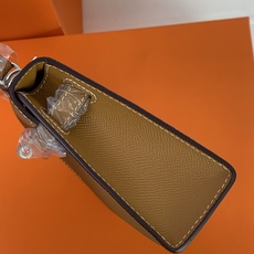 凯莉二代mini 金棕色银扣 爱马仕Hermes 💤凯莉包kellyHermes经典代表作之一 女士 凯莉二代mini 金棕色银扣 爱马仕Hermes 💤凯莉包kellyHermes经典代表作之一 女士