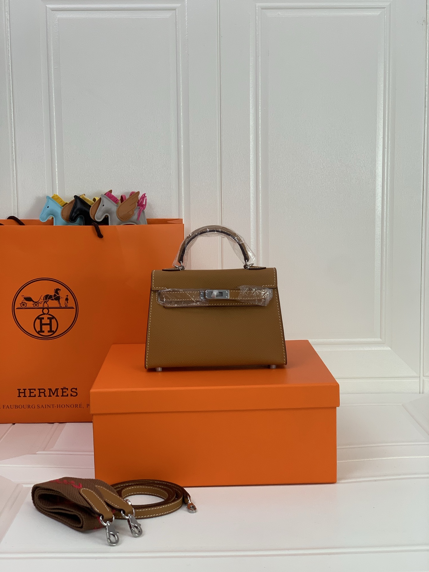 凯莉二代mini  金棕色银扣 爱马仕Hermes 💤凯莉包kellyHermes经典代表作之一  女士