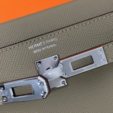 凯莉二代mini 大象灰银扣 爱马仕Hermes 💤凯莉包kellyHermes经典代表作之一 女士 凯莉二代mini 大象灰银扣 爱马仕Hermes 💤凯莉包kellyHermes经典代表作之一 女士