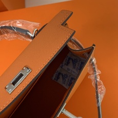凯莉二代mini 橙色银扣 爱马仕Hermes 💤凯莉包kellyHermes经典代表作之一 女士手 凯莉二代mini 橙色银扣 爱马仕Hermes 💤凯莉包kellyHermes经典代表作之一 女士手