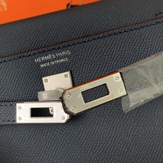 凯莉二代mini 宝蓝色银扣 爱马仕Hermes 💤凯莉包kellyHermes经典代表作之一 女士 凯莉二代mini 宝蓝色银扣 爱马仕Hermes 💤凯莉包kellyHermes经典代表作之一 女士