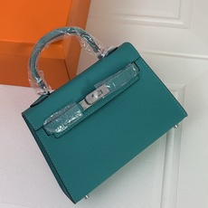 凯莉二代mini 孔雀绿银扣 爱马仕Hermes 💤凯莉包kellyHermes经典代表作之一 女士 凯莉二代mini 孔雀绿银扣 爱马仕Hermes 💤凯莉包kellyHermes经典代表作之一 女士