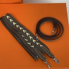 凯莉二代mini 卡其色银扣 爱马仕Hermes 💤凯莉包kellyHermes经典代表作之一 女士 凯莉二代mini 卡其色银扣 爱马仕Hermes 💤凯莉包kellyHermes经典代表作之一 女士