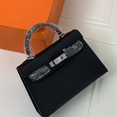 凯莉二代mini 黑色银扣 爱马仕Hermes 💤凯莉包kellyHermes经典代表作之一 女士手 凯莉二代mini 黑色银扣 爱马仕Hermes 💤凯莉包kellyHermes经典代表作之一 女士手