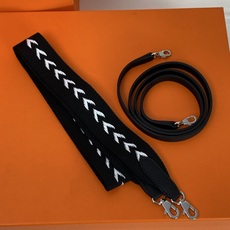 凯莉二代mini 黑色银扣 爱马仕Hermes 💤凯莉包kellyHermes经典代表作之一 女士手 凯莉二代mini 黑色银扣 爱马仕Hermes 💤凯莉包kellyHermes经典代表作之一 女士手