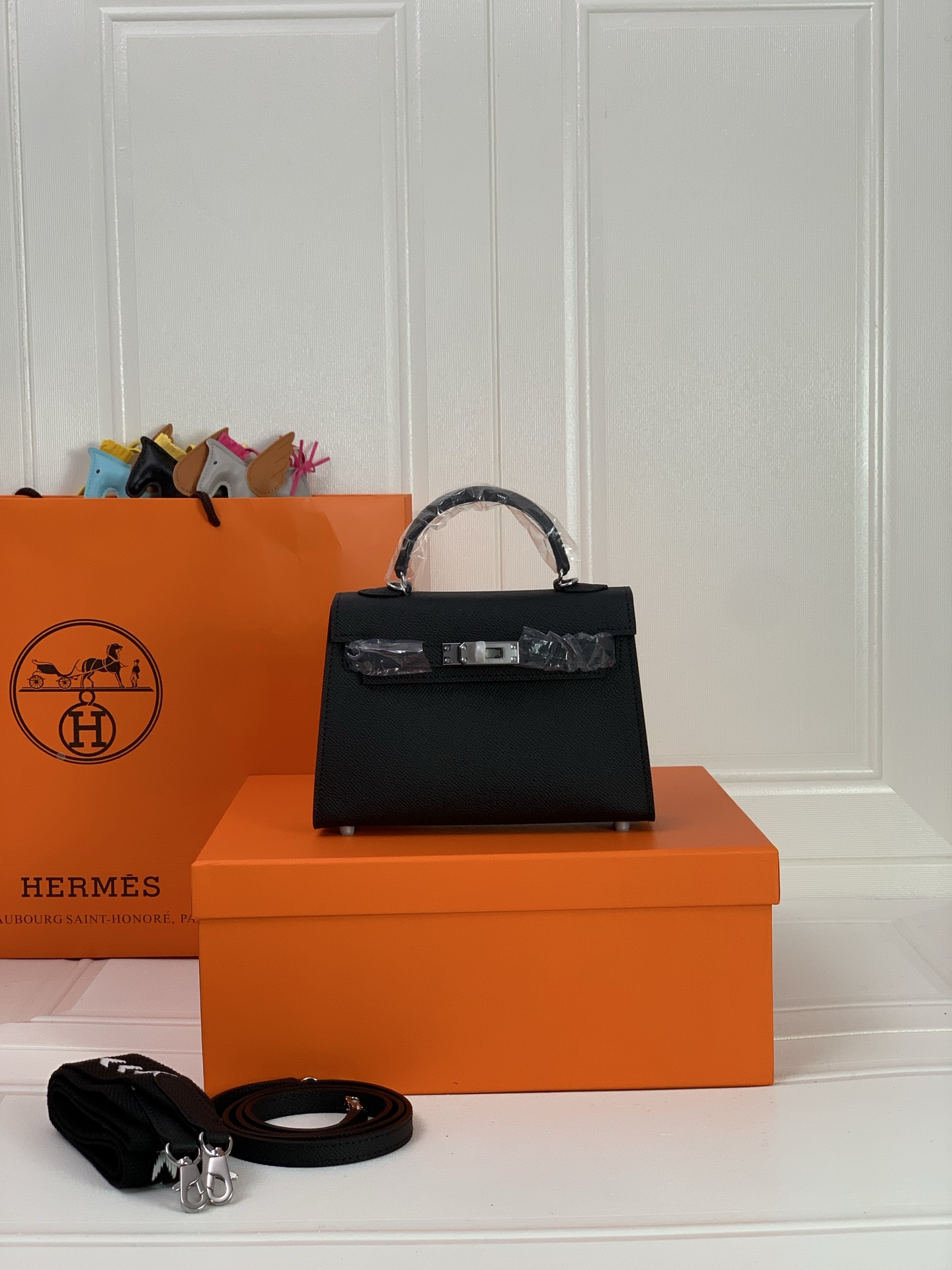 凯莉二代mini  黑色银扣 爱马仕Hermes 💤凯莉包kellyHermes经典代表作之一  女士手