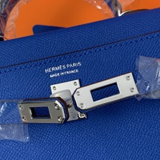 凯莉二代mini 水妖蓝银扣 爱马仕Hermes 💤凯莉包kellyHermes经典代表作之一 女士 凯莉二代mini 水妖蓝银扣 爱马仕Hermes 💤凯莉包kellyHermes经典代表作之一 女士