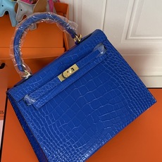 水妖蓝金扣爱马仕凯莉鳄鱼纹定制牛皮压纹 专柜热门款谁能拒绝这么好看的包包,没有最美,只有更美 经典百搭款 水妖蓝金扣爱马仕凯莉鳄鱼纹定制牛皮压纹 专柜热门款谁能拒绝这么好看的包包,没有最美,只有更美 经典百搭款