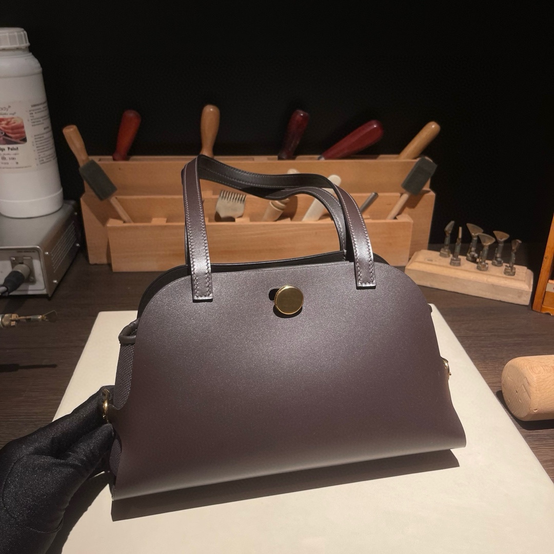 NO:699704,New product shoulder bag/handbag 26cm, original imported Hunter cowhide leather and canvas [ebony color] gold buckle, counter synchronization, handmade wax thread sewing, pure steel hardware, in stock, Hermes, hermes, backpacks, cowhide, Hermes,19860909新品  肩背包/手提包 26cm 原厂进口Hunter牛皮拼帆布【乌木色】金扣 专柜同步 手工蜡线缝制 纯钢五金 现货,爱马仕,hermes,backpacks,cowhide,Hermes,,Bag