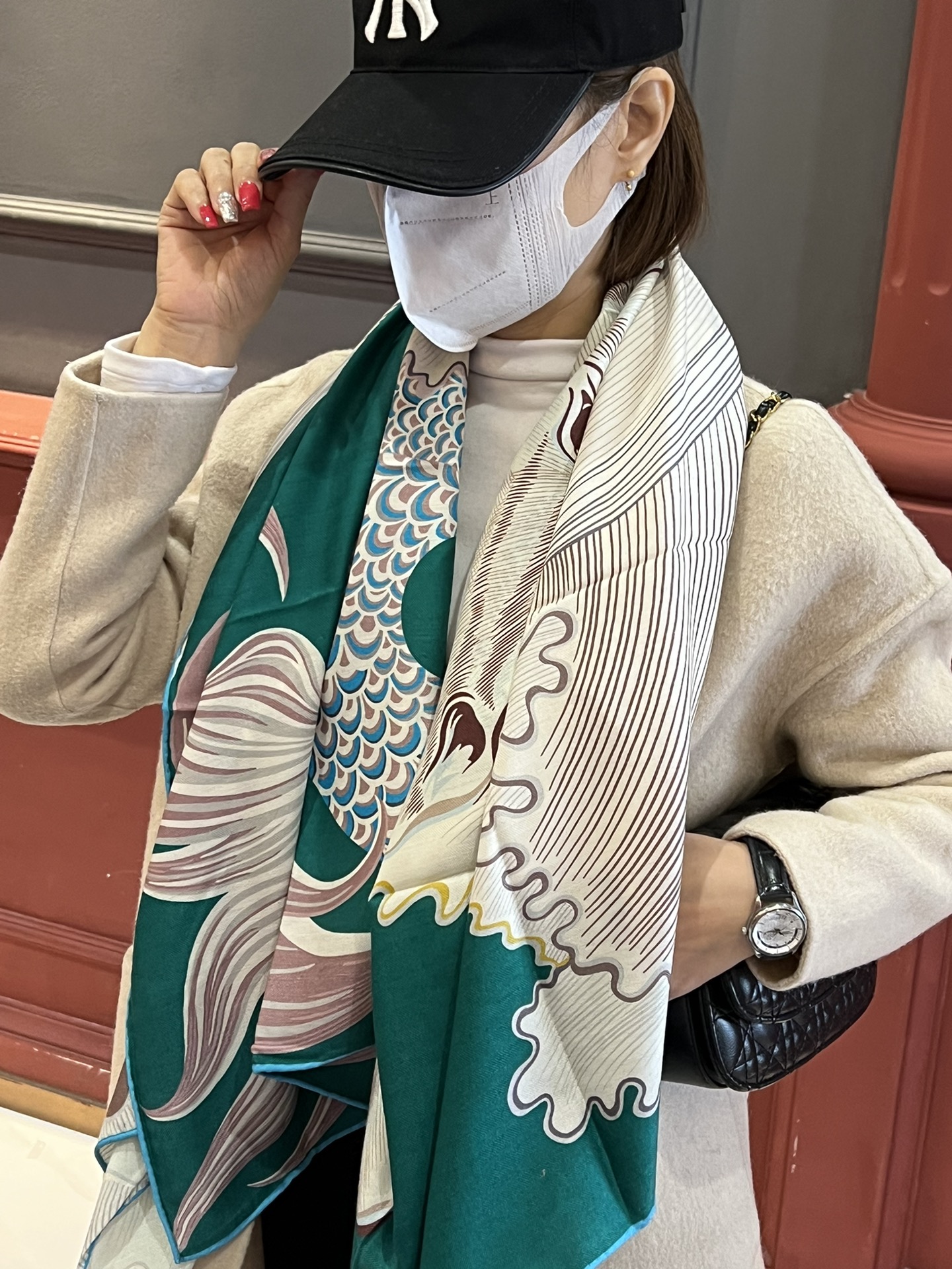 NO:170363,Recommended [Knight 140] Double-sided same-color cashmere square scarf, top-level craftsmanship and value Hermes counter hot products are three-dimensional presentation patterns and patterns, physical objects, extremely high grade, special craftsmanship and high-end research and development are amazingly launched, special cutting-edge technology processing is loved by Bai Fumei. Whether it is quality, style, price, they scream, super high cost performance, absolutely worth buying, size 140cm*140cm, 70 cashmere silk, high-version scarf, hermes, real silk19860909推荐【骑士140】双面同色羊绒方巾,顶级工艺超值爱马仕专柜爆款立体呈现图案纹路实物档次极高特殊工艺高端研发惊艳问世特殊尖端工艺处理受到白富美的喜欢 无论是品质 款式 价格都令大牌控的她们尖叫 超高性价比 绝对值得入手尺寸140cm*140cm,70羊绒真丝,高版本围巾,hermes,real silk,scarf