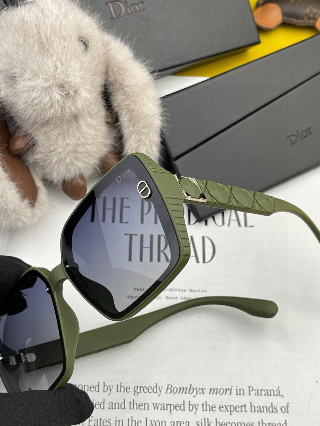 🔺 【DIOR-迪奥】2025开春新款 潮流爆款 时尚方框偏光太阳镜 高品质 佩戴舒适 网红潮款墨镜 型