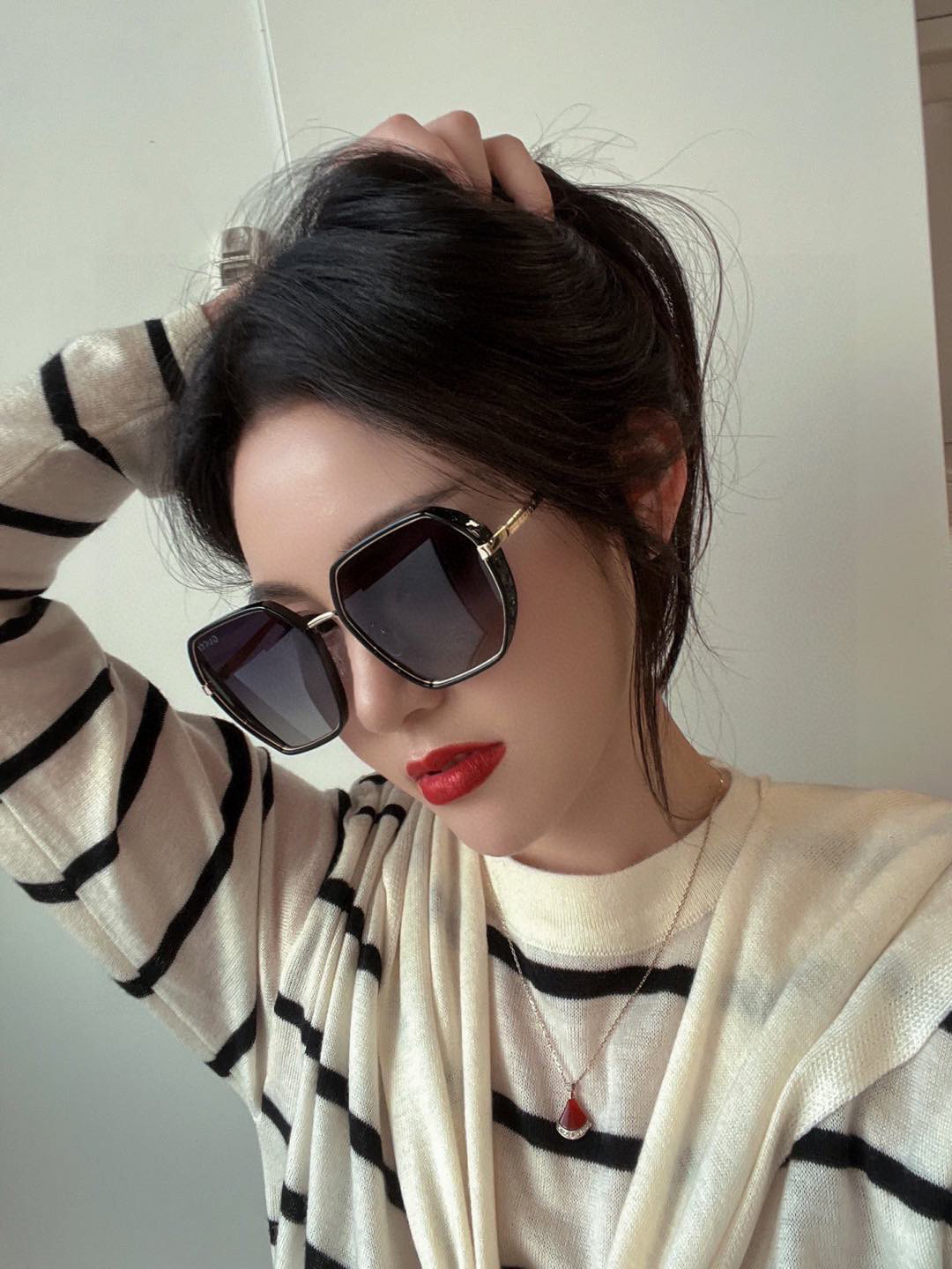  GUCCI 2025开春新款太阳镜 各路网红纷纷带起气场满分‼️ 俏皮甜美.上脸效果更佳.金属质感超好