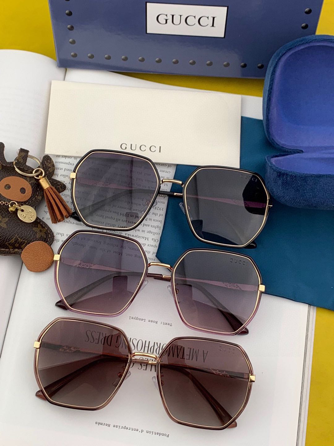  GUCCI 2025开春新款太阳镜 各路网红纷纷带起气场满分‼️ 俏皮甜美.上脸效果更佳.金属质感超好