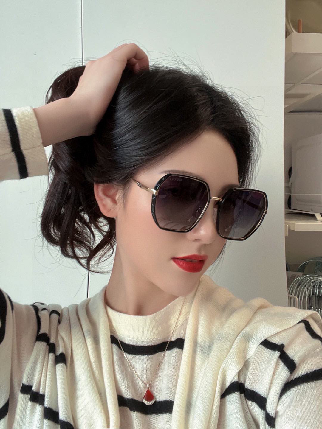  GUCCI 2025开春新款太阳镜 各路网红纷纷带起气场满分‼️ 俏皮甜美.上脸效果更佳.金属质感超好