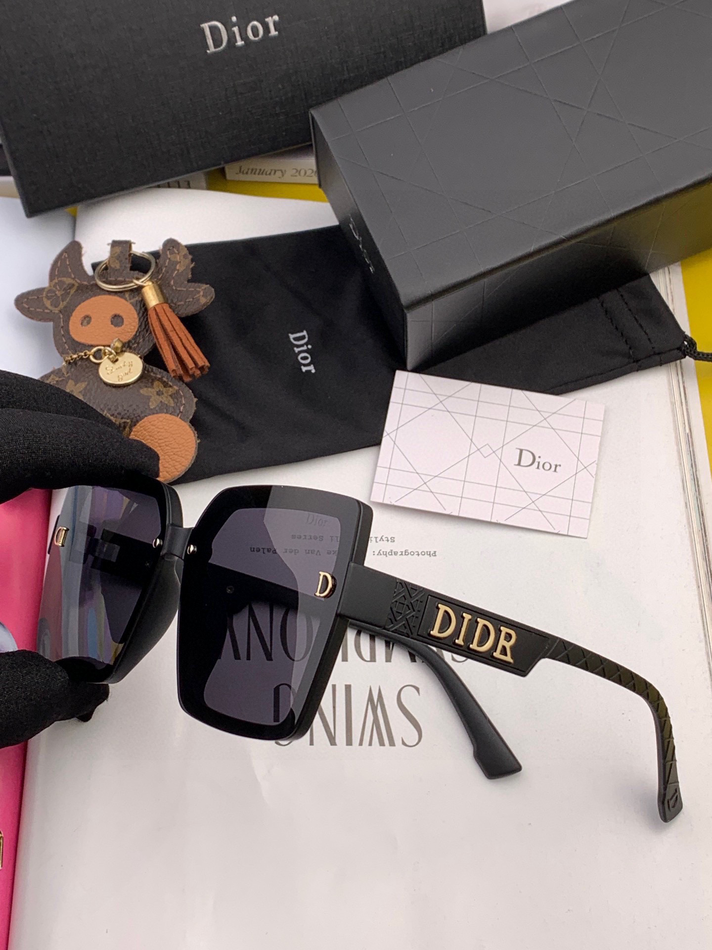  🔺 【DIOR-迪奥】2024开春新款 潮流爆款 时尚方框偏光太阳镜 高品质 佩戴舒适 网红潮款墨镜 