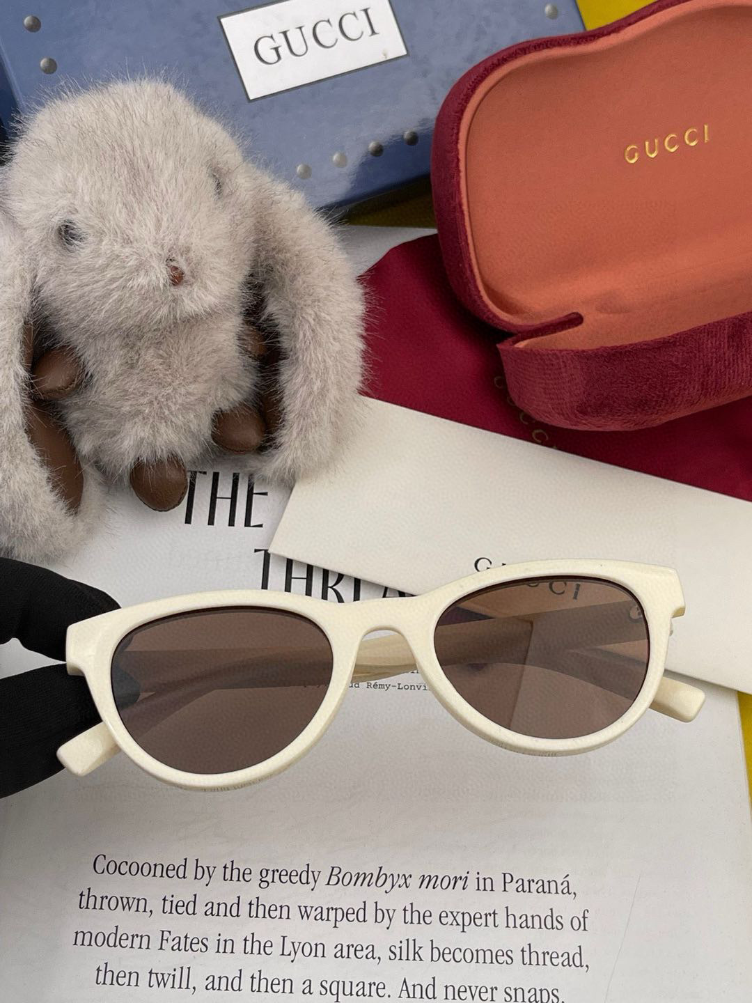   【TR偏光系列】Gucci   经典的小框设计，情侣款不挑脸型，无论搭配大衣还是连衣裙都非常显气质偏