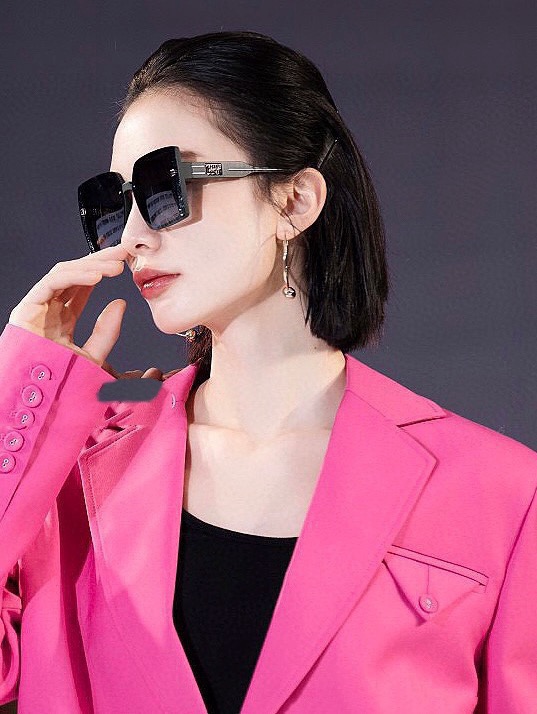 🔺 【DIOR-迪奥】2024开春新款 潮流爆款 时尚方框偏光太阳镜 高品质 佩戴舒适 网红潮款墨镜 型