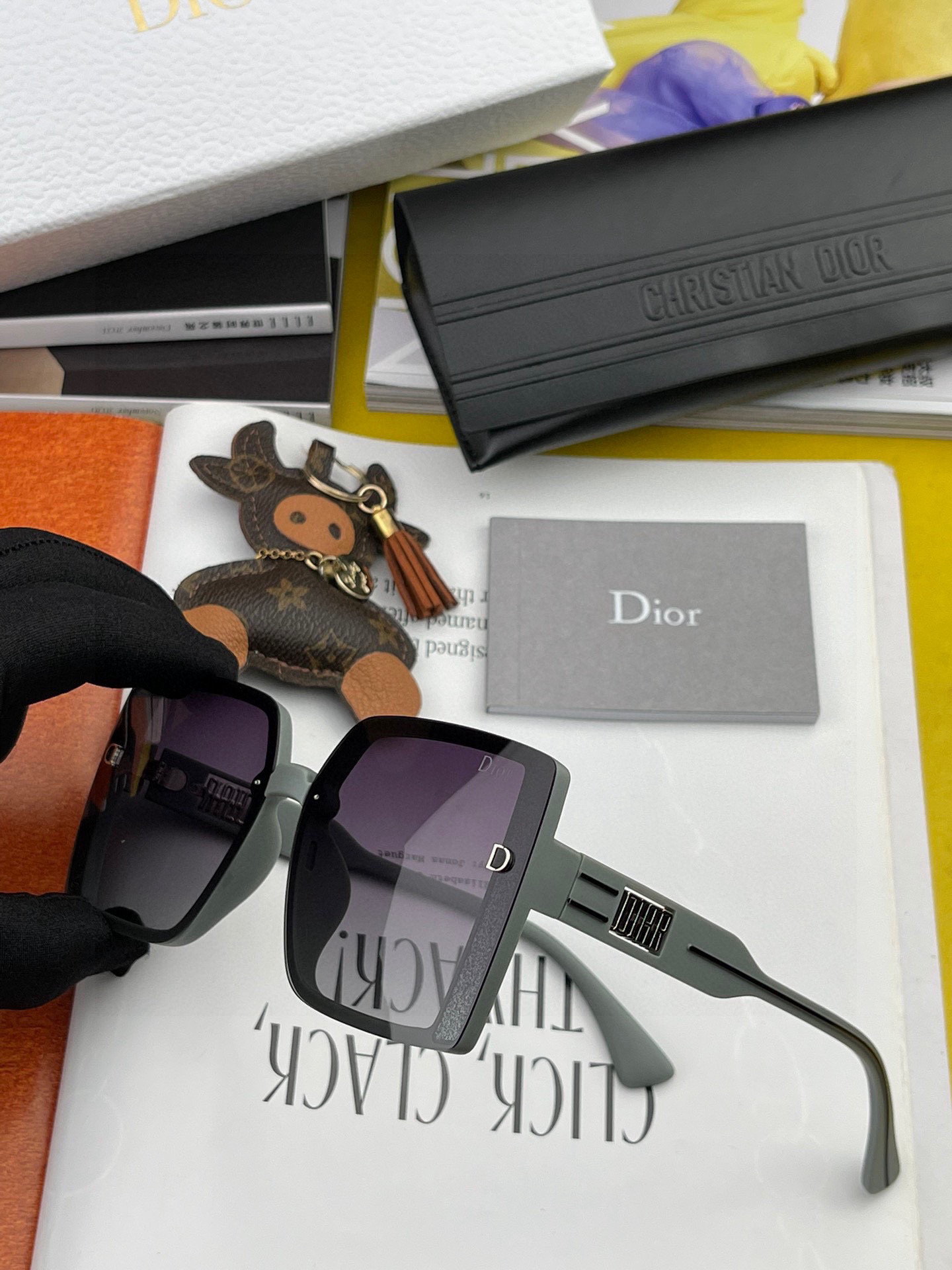 🔺 【DIOR-迪奥】2024开春新款 潮流爆款 时尚方框偏光太阳镜 高品质 佩戴舒适 网红潮款墨镜 型