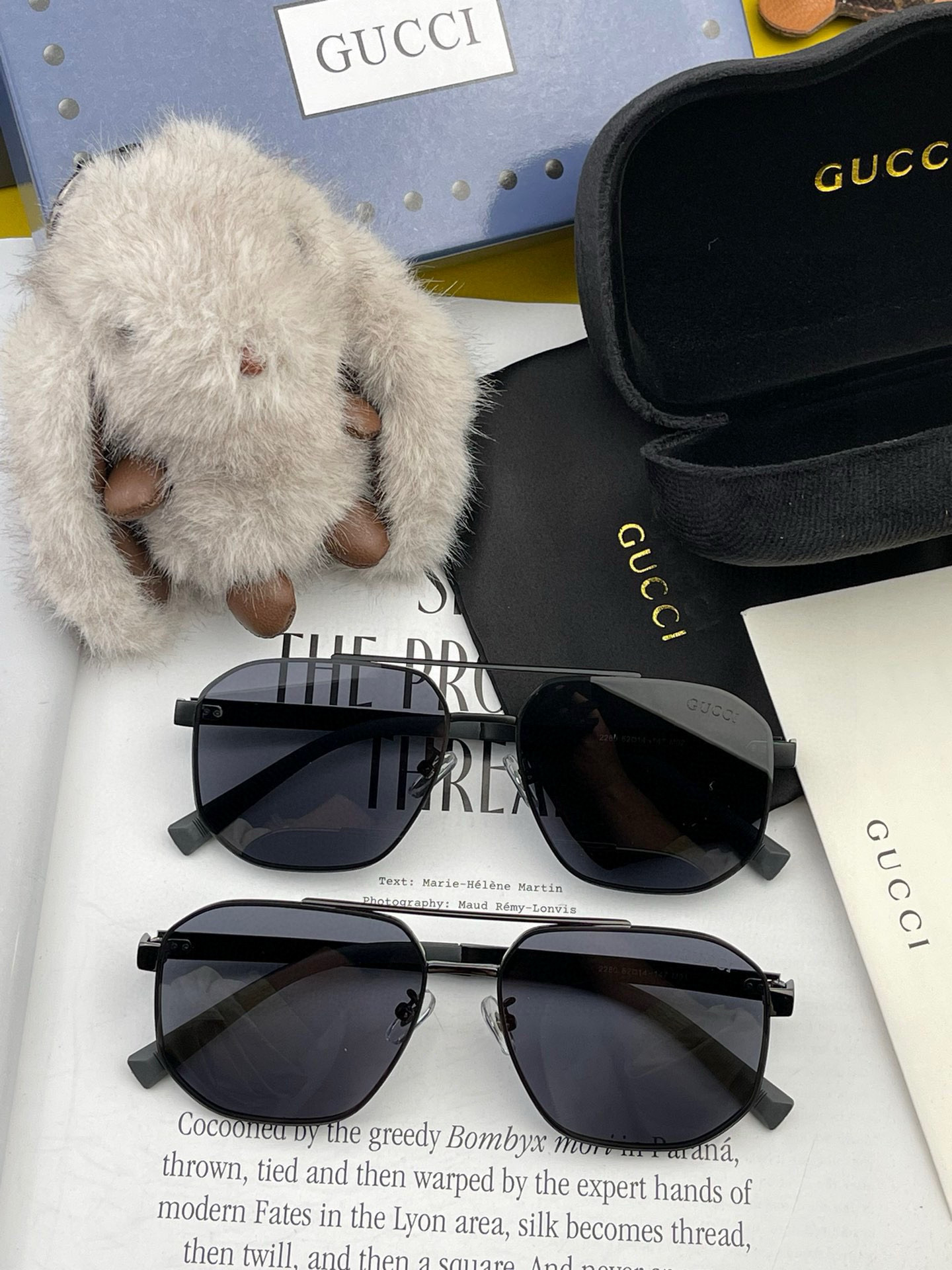 ♦️ GUCCI 2025新款男女情侣款太阳镜多边形墨镜iP电镀永不褪色 超轻超有弹性整幅眼镜无螺丝重要