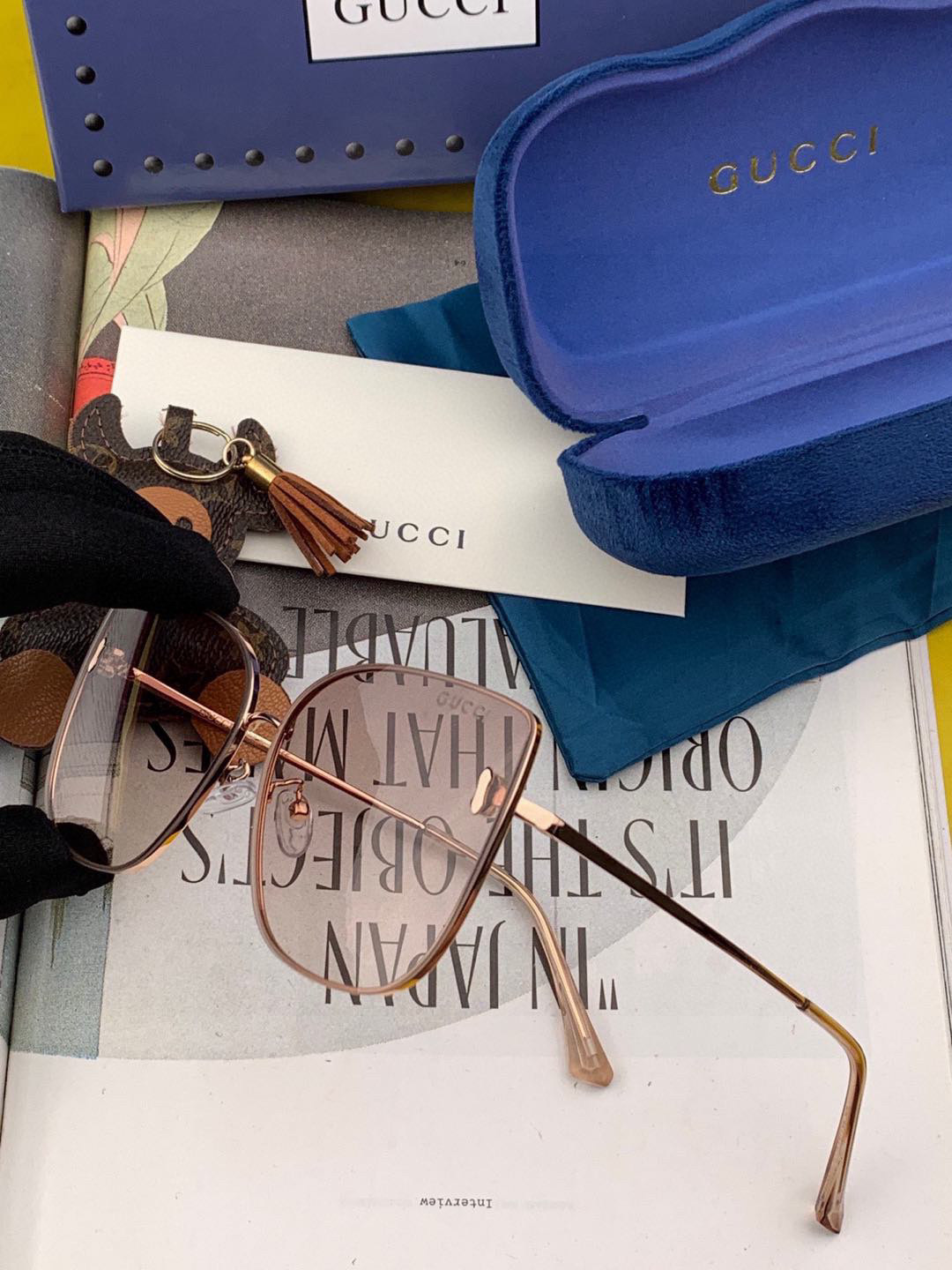    GUCCI-古驰意大利进口🇮🇹2025时尚潮流奢华装饰太阳眼镜 尼龙偏光高清太阳镜明星海报款 超高