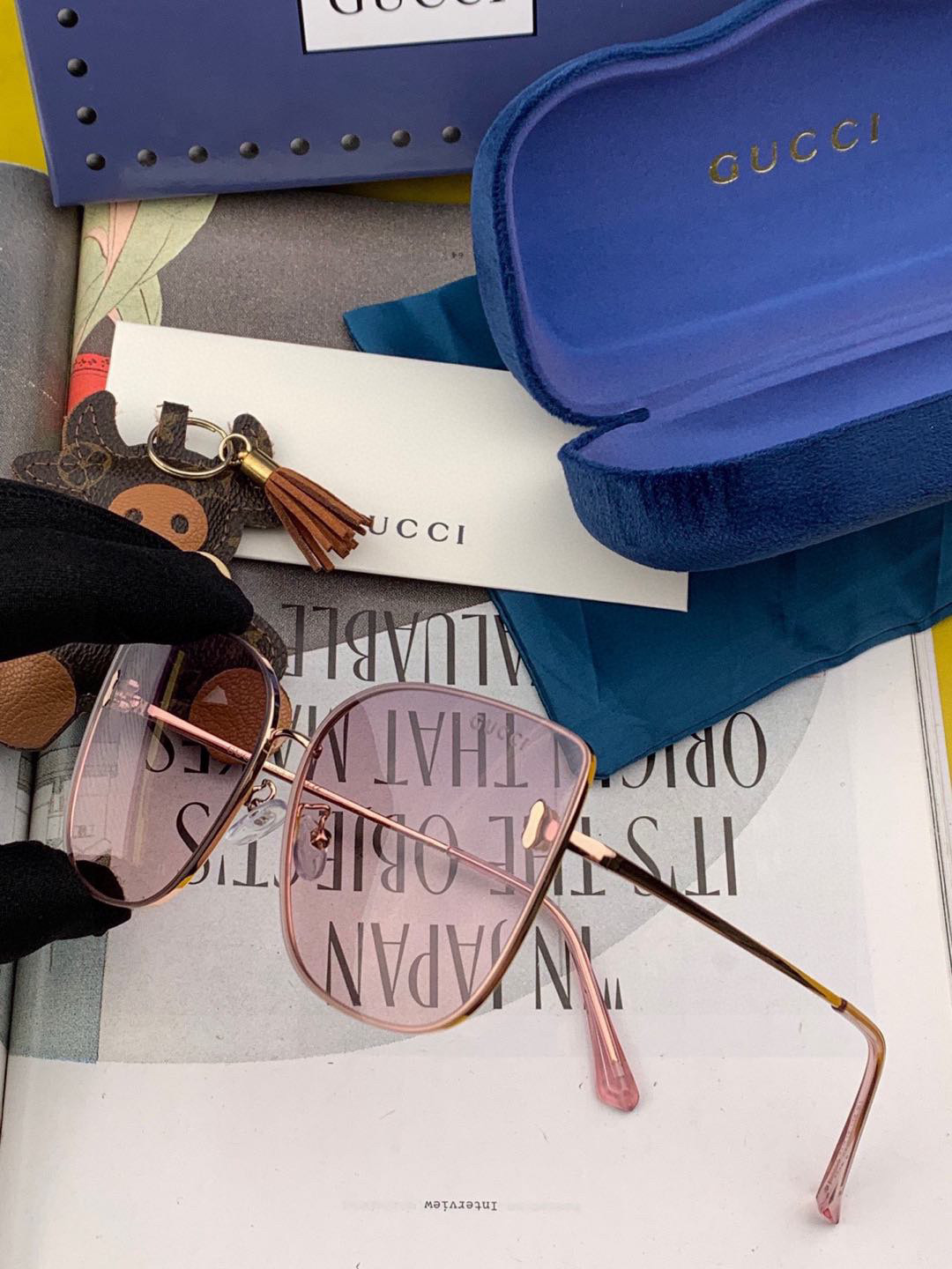    GUCCI-古驰意大利进口🇮🇹2025时尚潮流奢华装饰太阳眼镜 尼龙偏光高清太阳镜明星海报款 超高