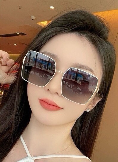  🔺 【DIOR-迪奥】2025开春新款 潮流爆款 时尚方框偏光太阳镜 高品质 佩戴舒适 网红潮款墨镜 