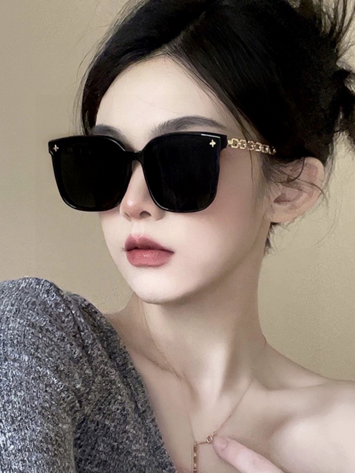 🔺LV🔻2025早春新款，众多明星同款色LV‼️‼️新款大框墨镜 ，🌈🌈宝丽来超清太阳镜🔝🔝型号：L82