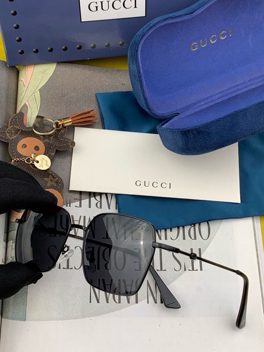   GUCCI-2024新款情侣款偏光太阳镜、完美品质，独特设计  适合各种脸型，‼️经典太阳镜 超个性