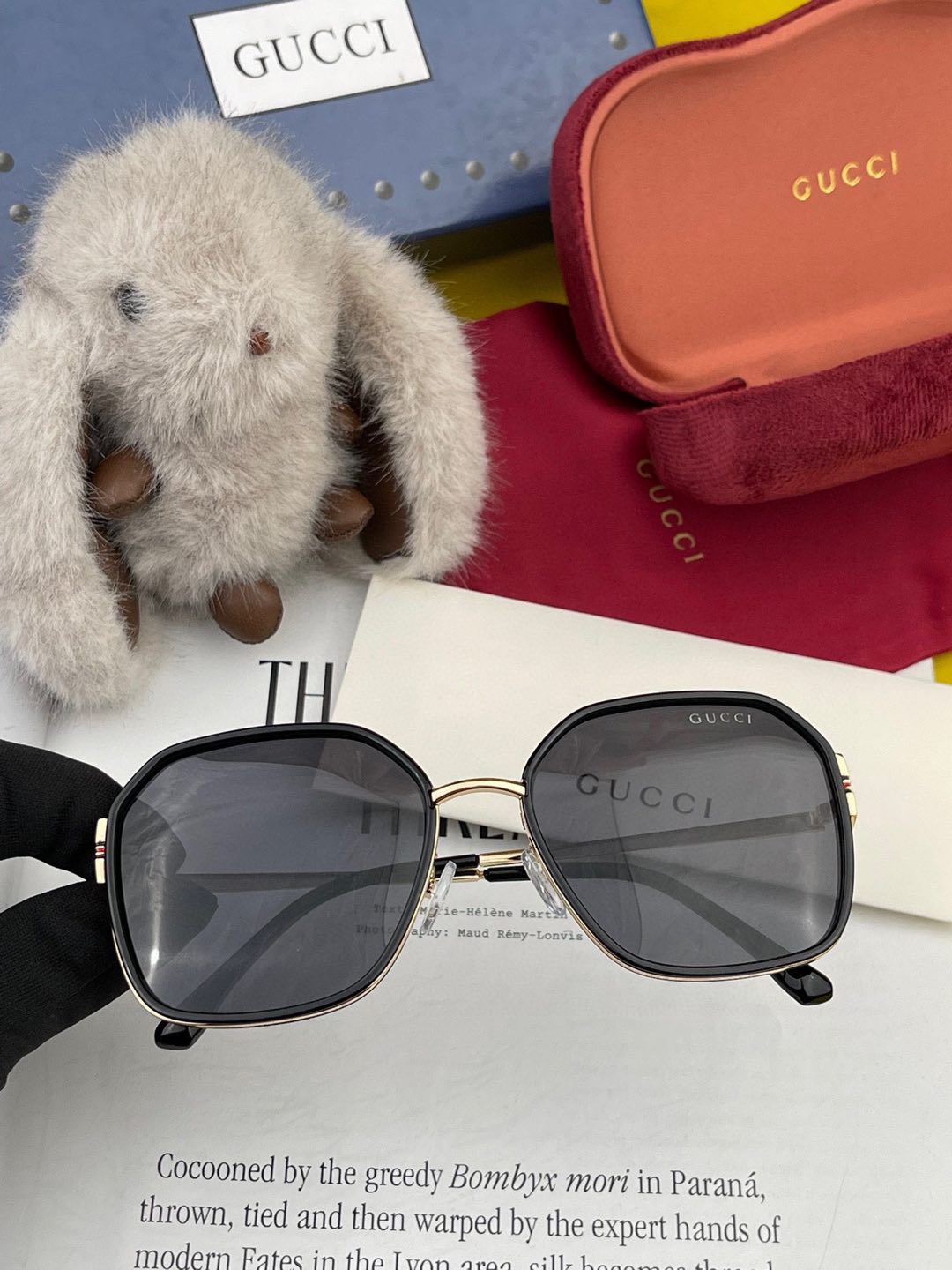    🔺 GUCCI🔻2025官方新款 众多明星同款色‼️‼️新款大框偏光墨镜 🌈🌈宝丽来超清加厚太阳镜