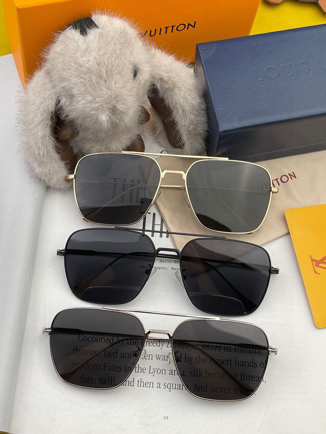  Lv 。  高品质男女款墨镜   👍 进口宝丽来偏光镜片  。蛤蟆镜 开车钓鱼都可 。百搭显瘦墨镜韩版