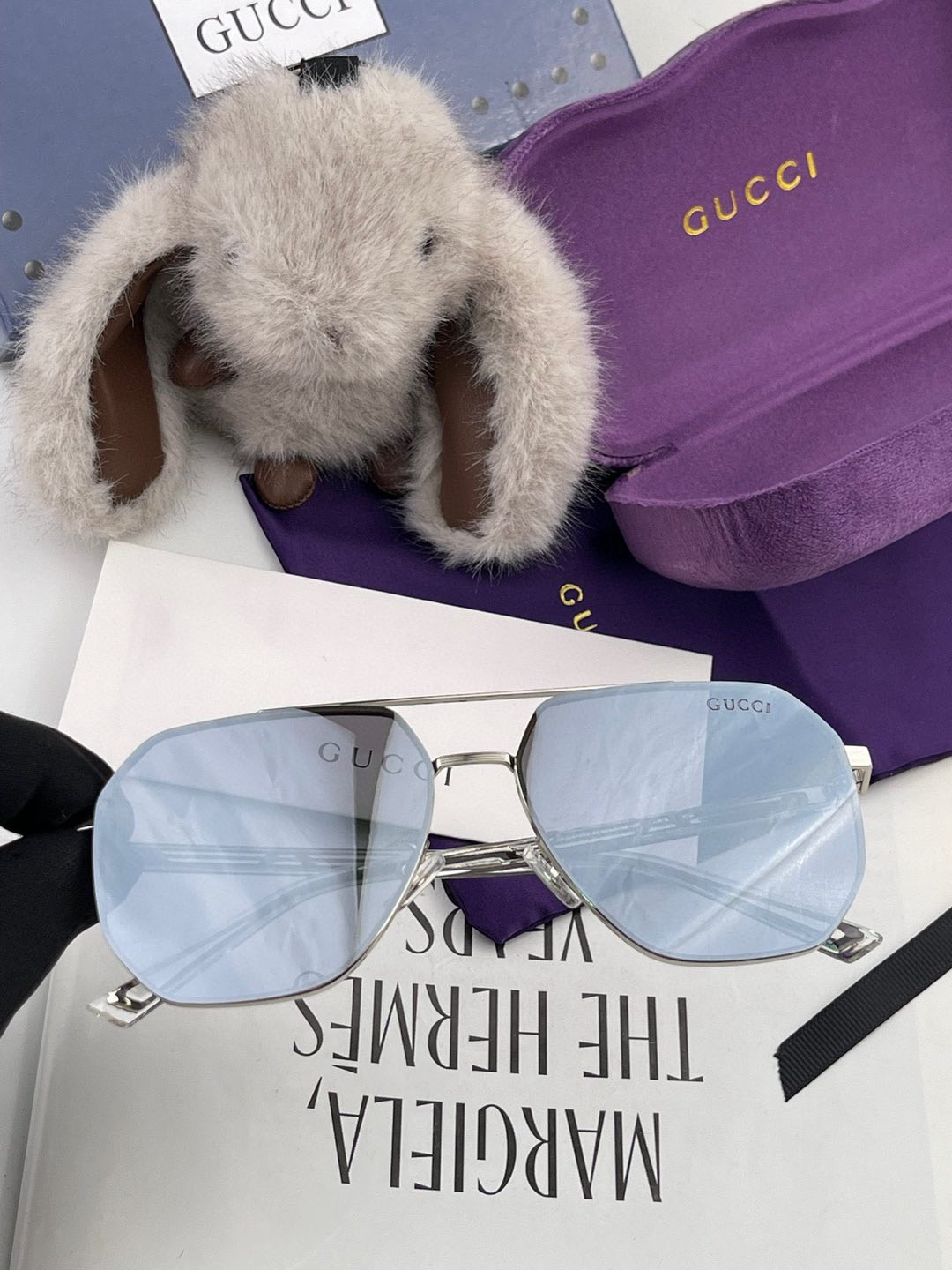         GUCCI 男款炫彩飞行员偏光太阳镜 ❤️材质：高清尼龙加厚卡槽高清偏光镜片 🌹无边框镜