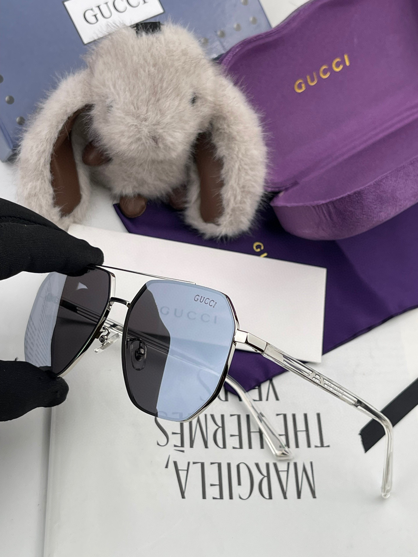         GUCCI 男款炫彩飞行员偏光太阳镜 ❤️材质：高清尼龙加厚卡槽高清偏光镜片 🌹无边框镜