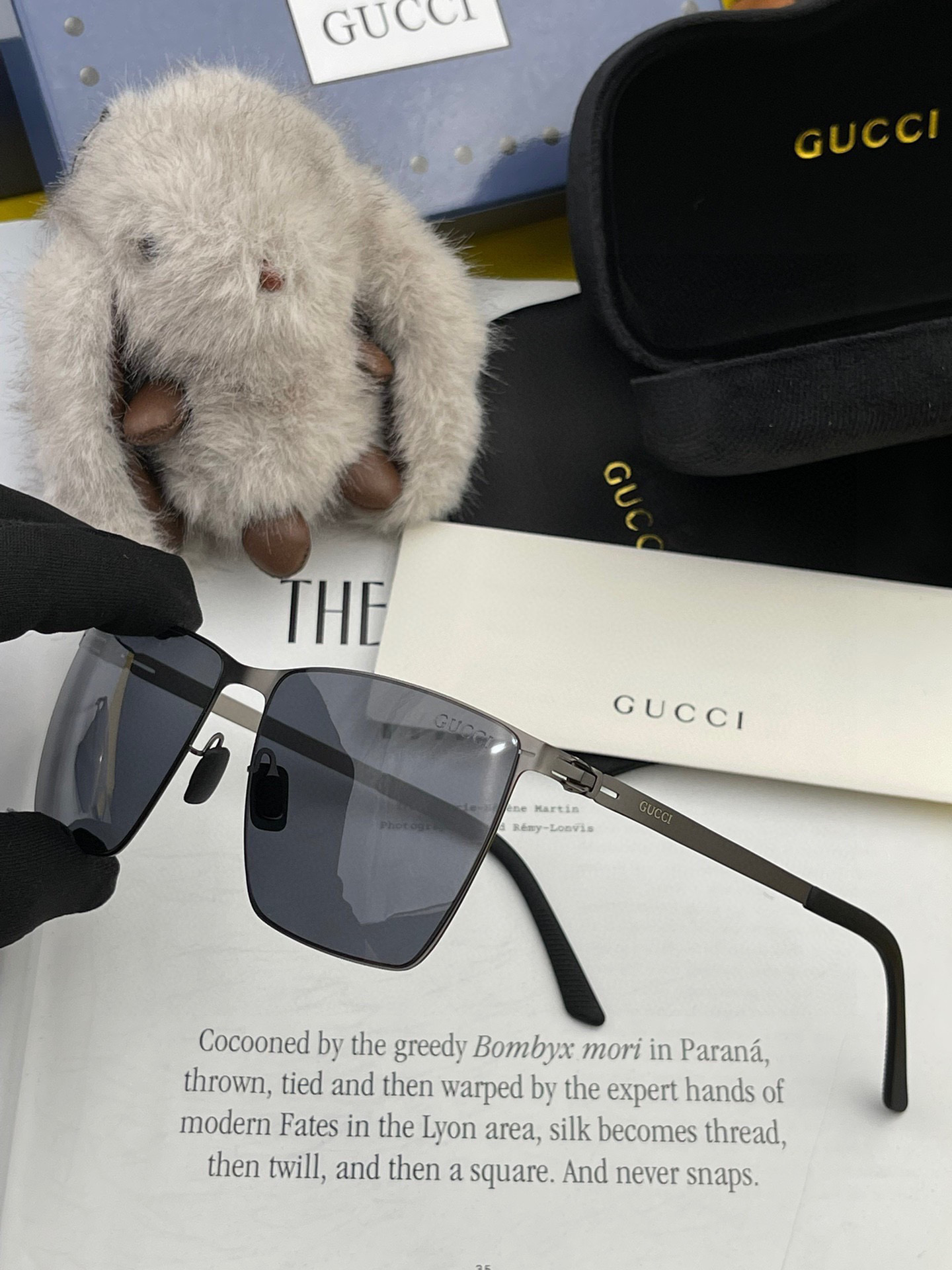 ♦️ GUCCI 2025新款男女情侣款太阳镜多边形墨镜iP电镀永不褪色 超轻超有弹性整幅眼镜无螺丝重要