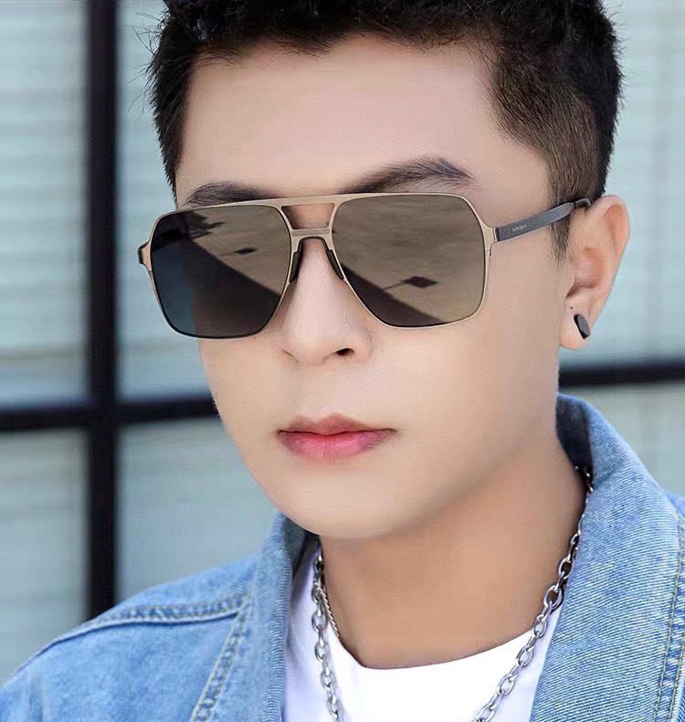        GUCCI 男款炫彩飞行员偏光太阳镜 ❤️材质：高清尼龙加厚卡槽高清偏光镜片 🌹无边框镜架