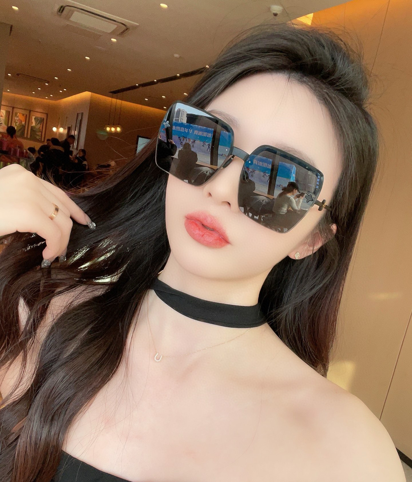 NO:241553,[LV-Nylon Polarized Sunglasses] 2025 Spring New Model Fashion Fashion Round Frame Polarized Sunglasses High Quality Comfortable Wear Internet celebrity trendy sunglasses Women's HD nylon Polarized Sunglasses High Quality TR Frame Model L4330 Glasses Sunglasses Sunglasses, Glasses, louis vuitton19860909【LV-尼龙偏光太阳镜】2025开春新款 潮流爆款 时尚圆框偏光太阳镜 高品质 佩戴舒适 网红潮款墨镜 女士高清尼龙偏光太阳镜 高品质TR镜框 型号L4330眼镜墨镜太阳镜,眼镜,louis vuitton,glasses
