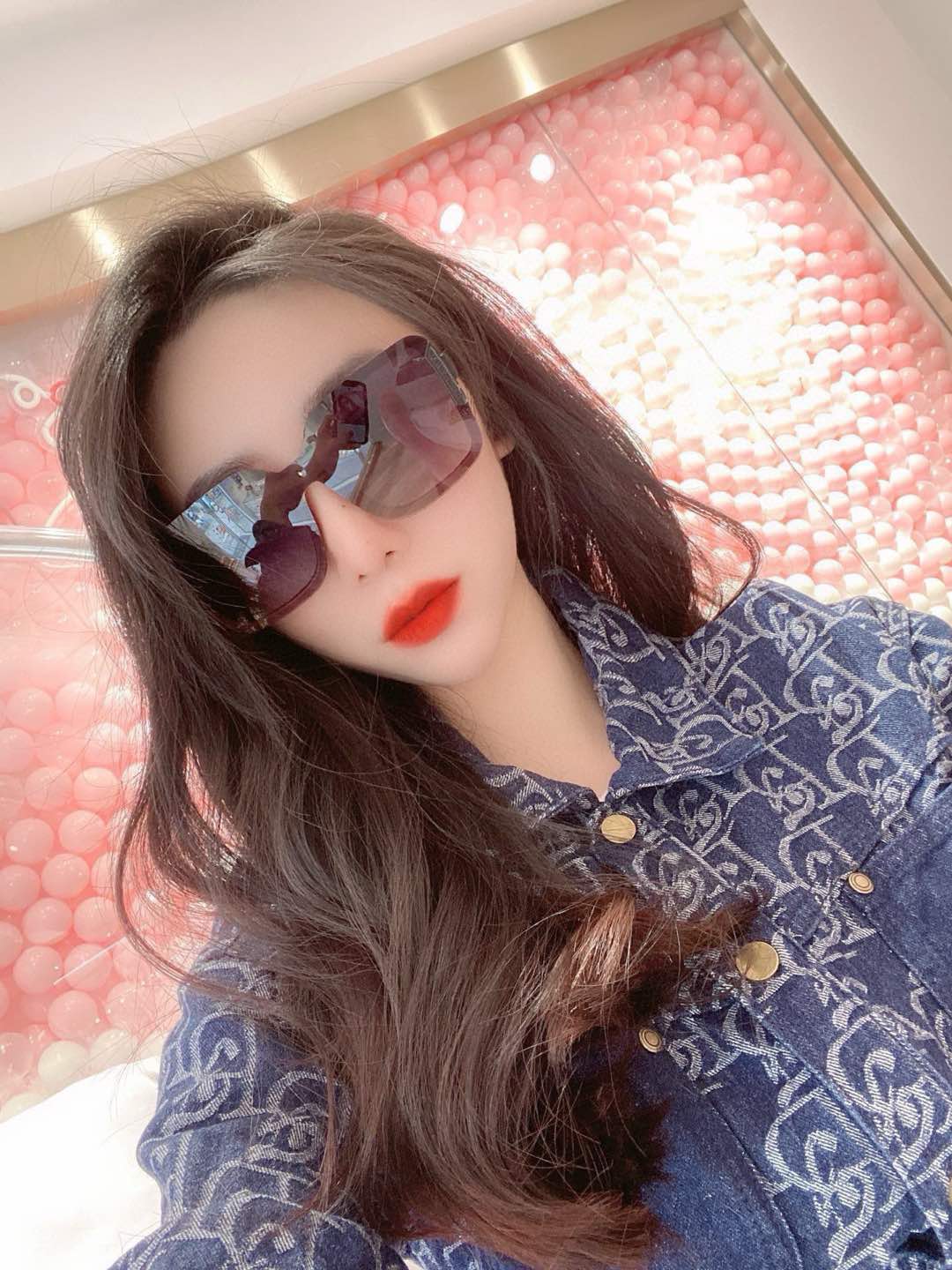 NO:241566,【TR polarization series】Chanel large frame sunglasses and sunglasses Classic square frame design, not picky about face shape, it shows temperament, whether paired with a coat or a dress, polarized lenses prevent UV rays Model CH2990 glasses sunglasses, glasses, chanel, skirts19860909【TR偏光系列】Chanel大框太阳镜墨镜 经典的方框设计,不挑脸型,无论搭配大衣还是连衣裙都非常显气质偏光镜片预防紫外线 型号CH2990眼镜墨镜太阳镜,眼镜,chanel,skirts,glasses