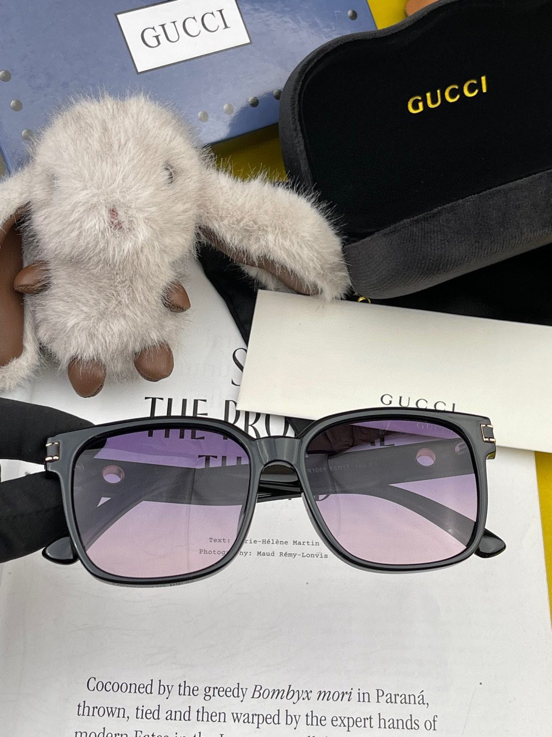  GUCCI 2025开春新款 最新款方框太阳镜 各路网红纷纷带起气场满分‼️ 俏皮甜美.上脸效果更佳.