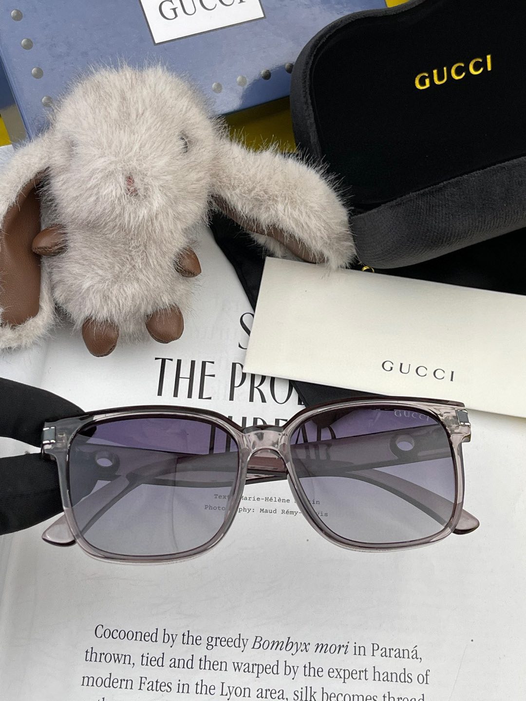  GUCCI 2025开春新款 最新款方框太阳镜 各路网红纷纷带起气场满分‼️ 俏皮甜美.上脸效果更佳.