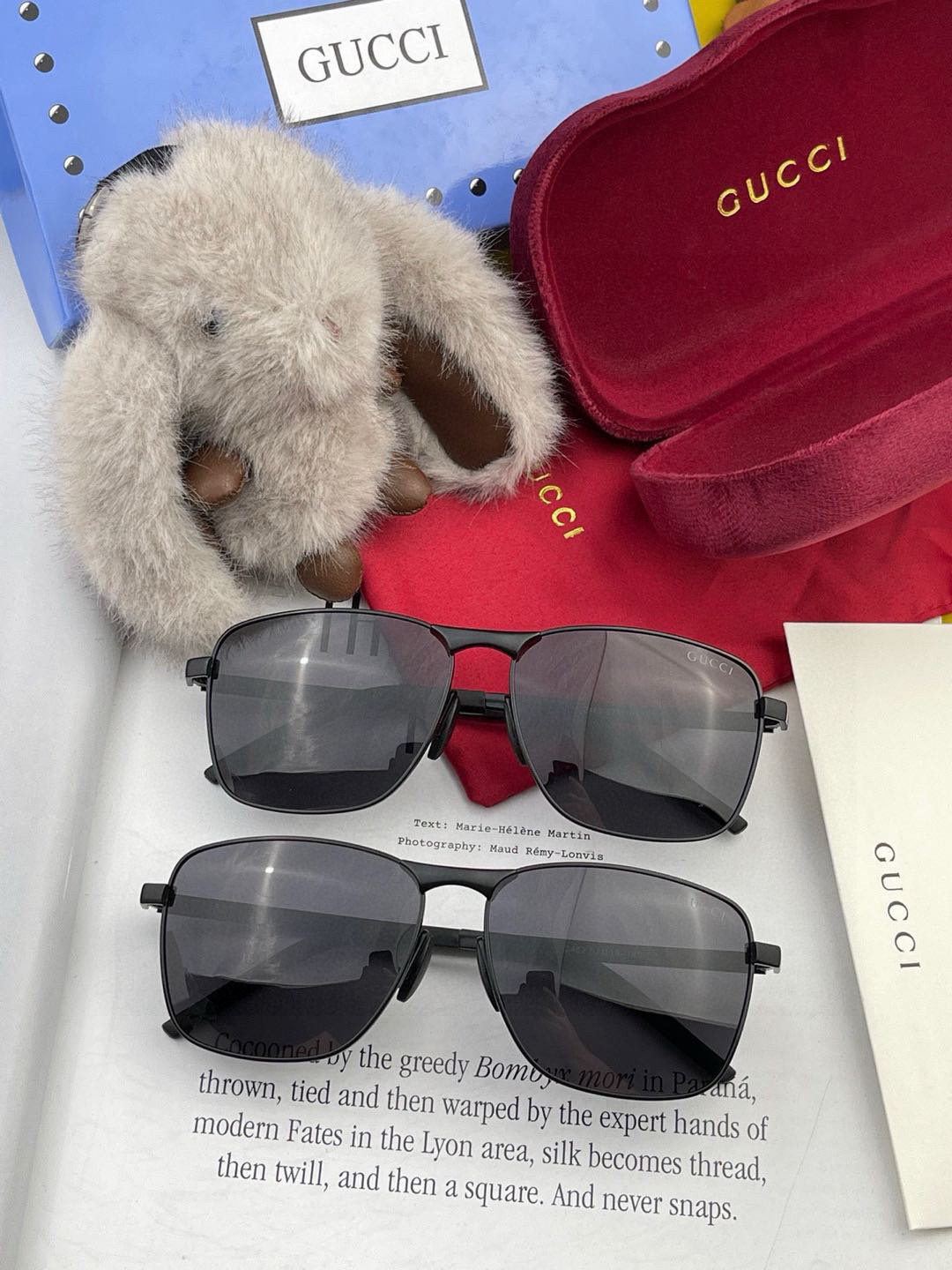   Gucci 。  高品质男女款墨镜   👍 进口宝丽来偏光镜片  。蛤蟆镜 开车钓鱼都可 。百搭显瘦