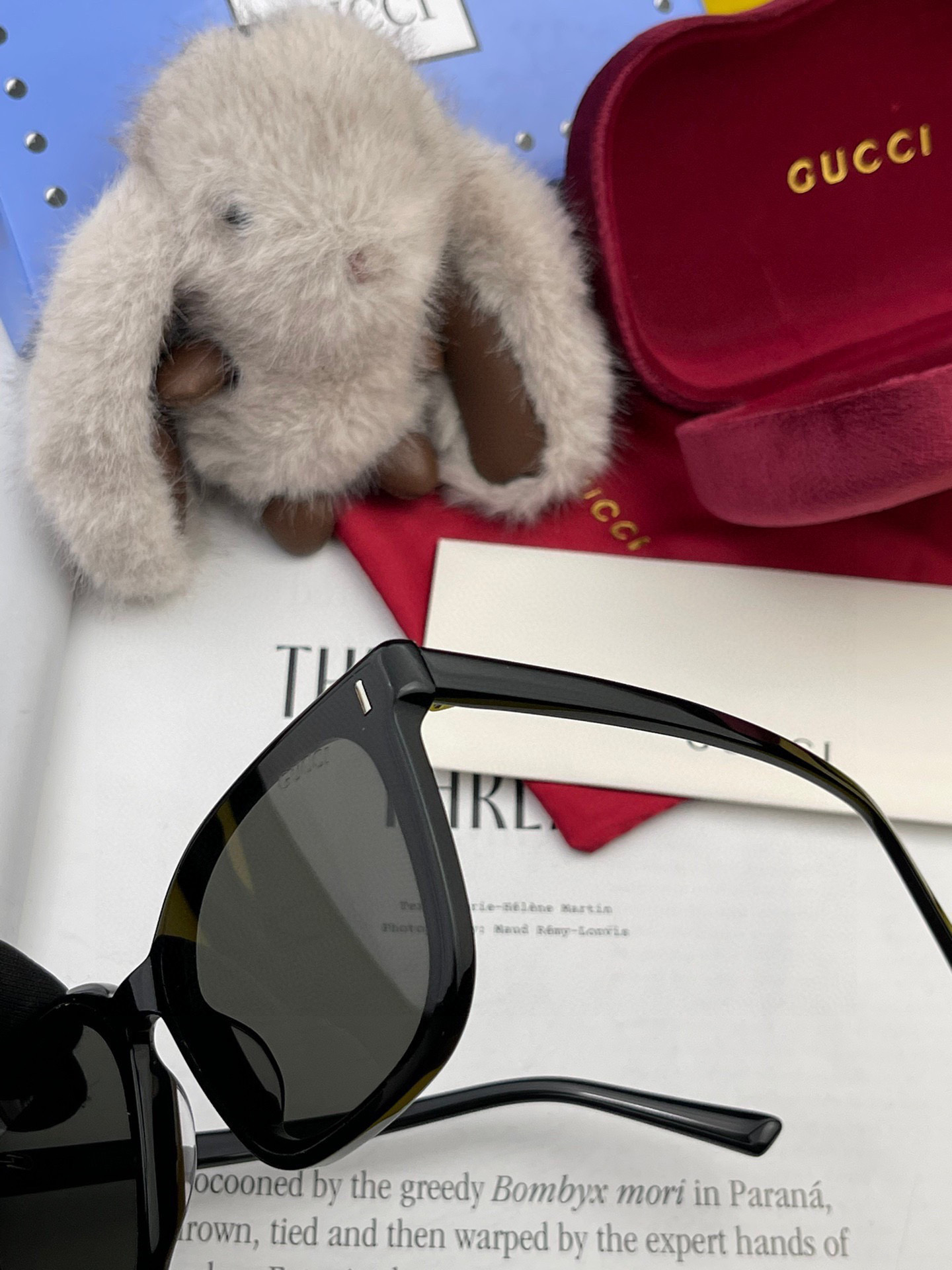  GUCCI2025 开春新款一体镜 大框太阳镜男女同款 😎 
爆款大框尼龙太阳镜 超逼格超酷 
镜腿品