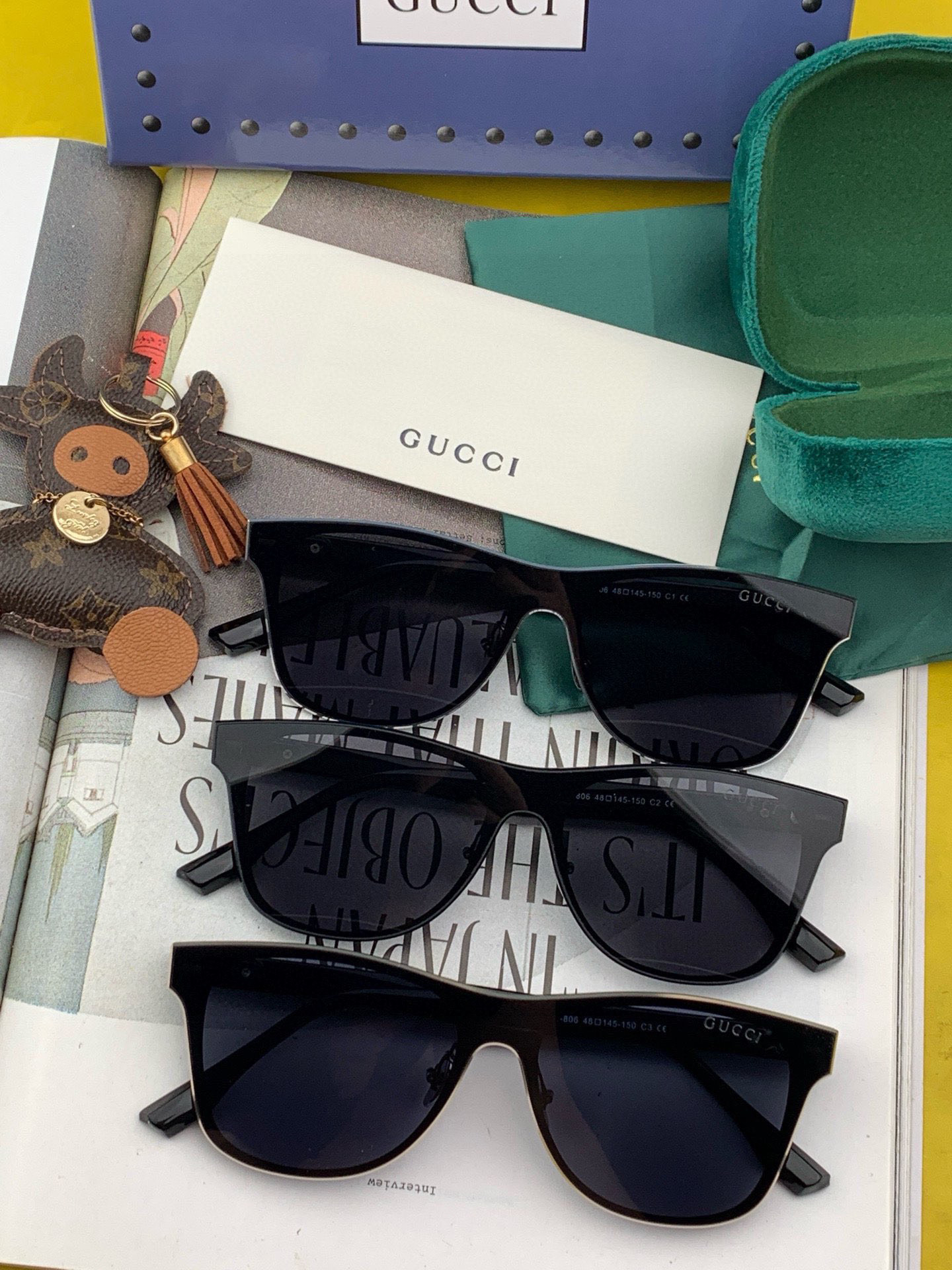  连体镜GUCCI2025开春新款一体镜 大框太阳镜男女同款 😎 
爆款大框尼龙太阳镜 超逼格超酷 
镜