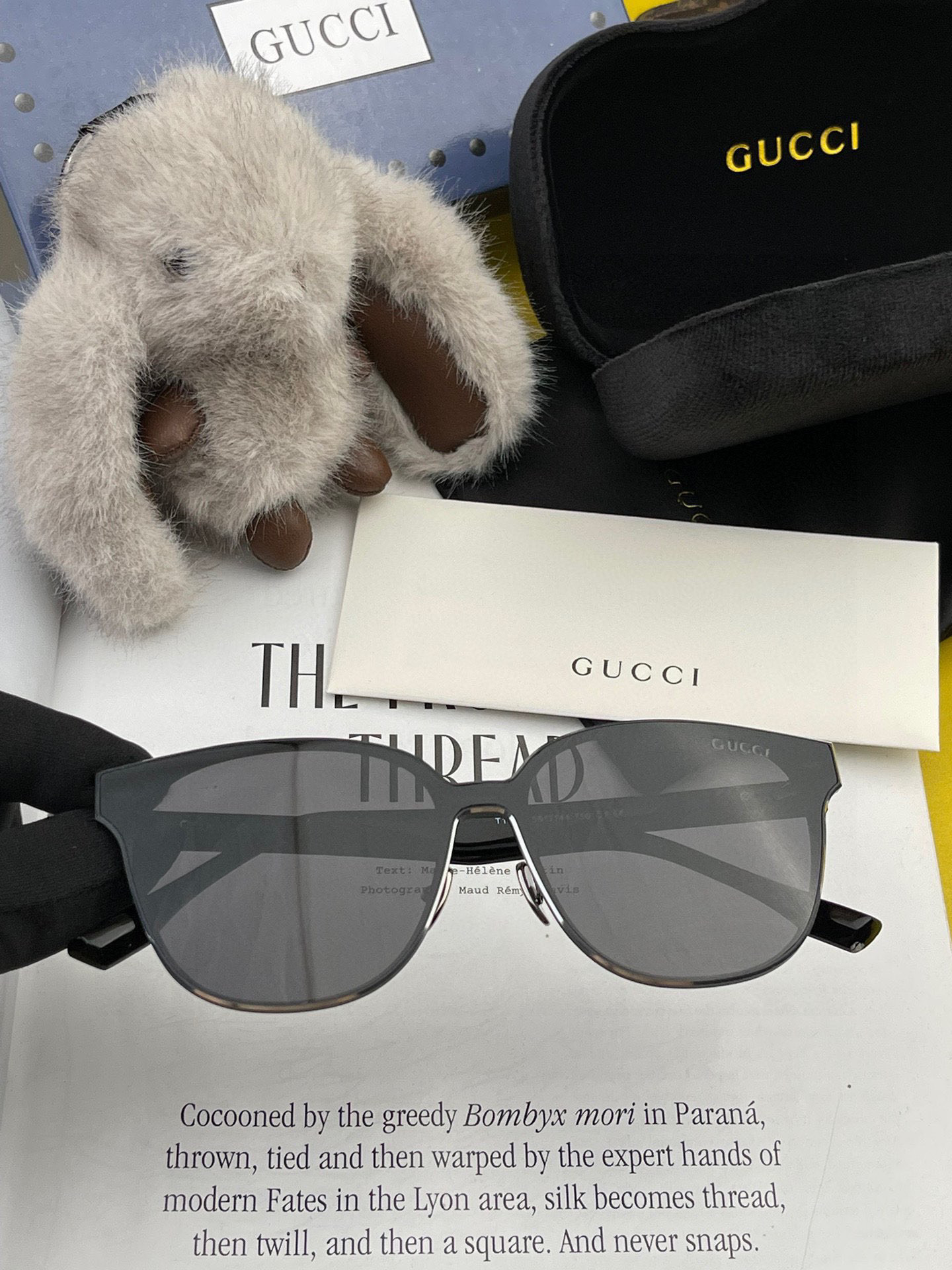  连体镜GUCCI2025开春新款一体镜 大框太阳镜男女同款 😎 
爆款大框尼龙太阳镜 超逼格超酷 
镜