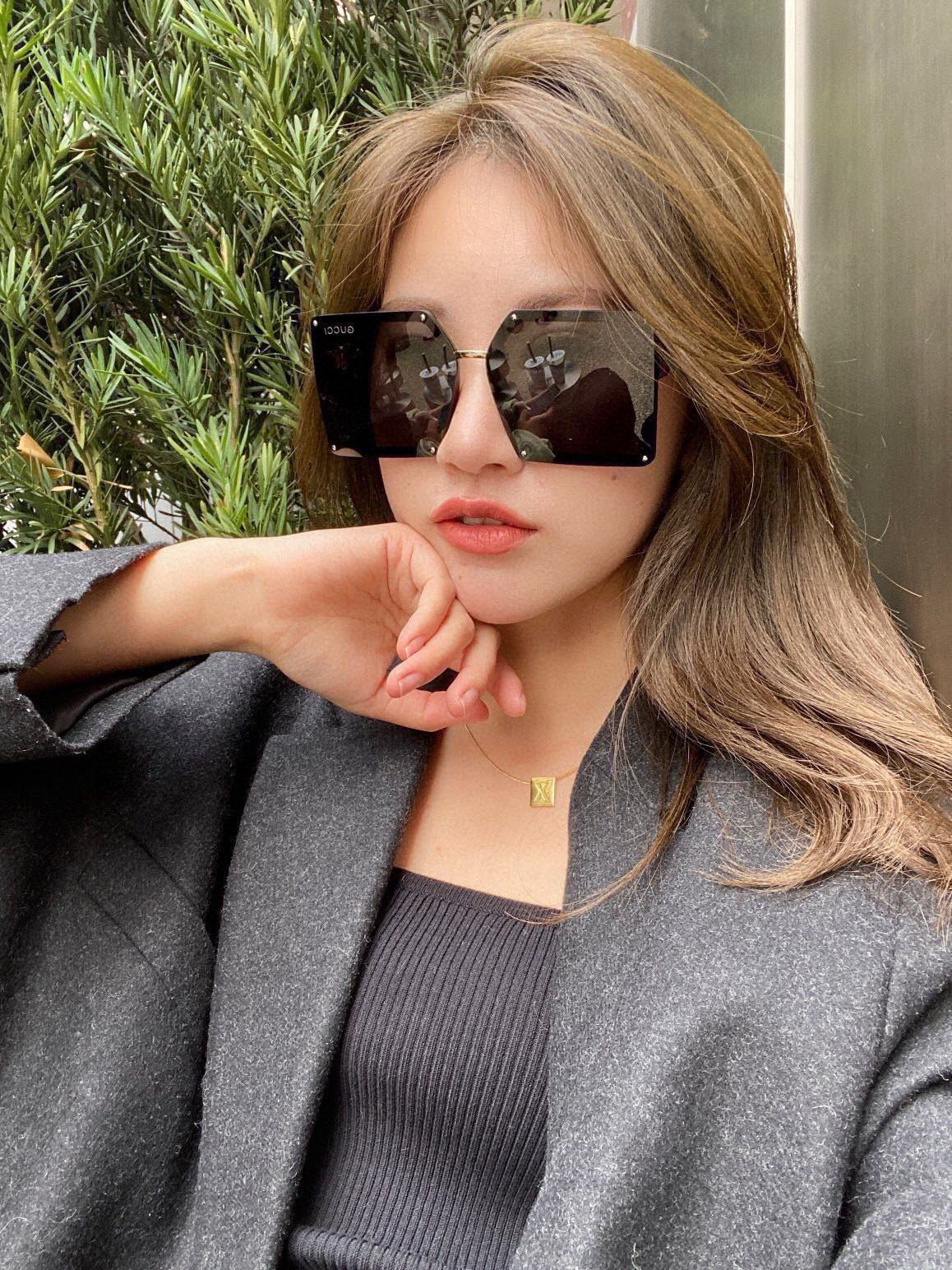 NO:243187,【TR polarization series】Gucci classic square frame design, not picky about face shape, it shows temperament, whether paired with a coat or a dress, polarized lenses prevent UV rays. Model 15630 glasses, sunglasses, sunglasses, gucci, skirts19860909【TR偏光系列】Gucci经典的方框设计,不挑脸型,无论搭配大衣还是连衣裙都非常显气质偏光镜片预防紫外线 型号15630眼镜墨镜太阳镜,眼镜,gucci,skirts,glasses