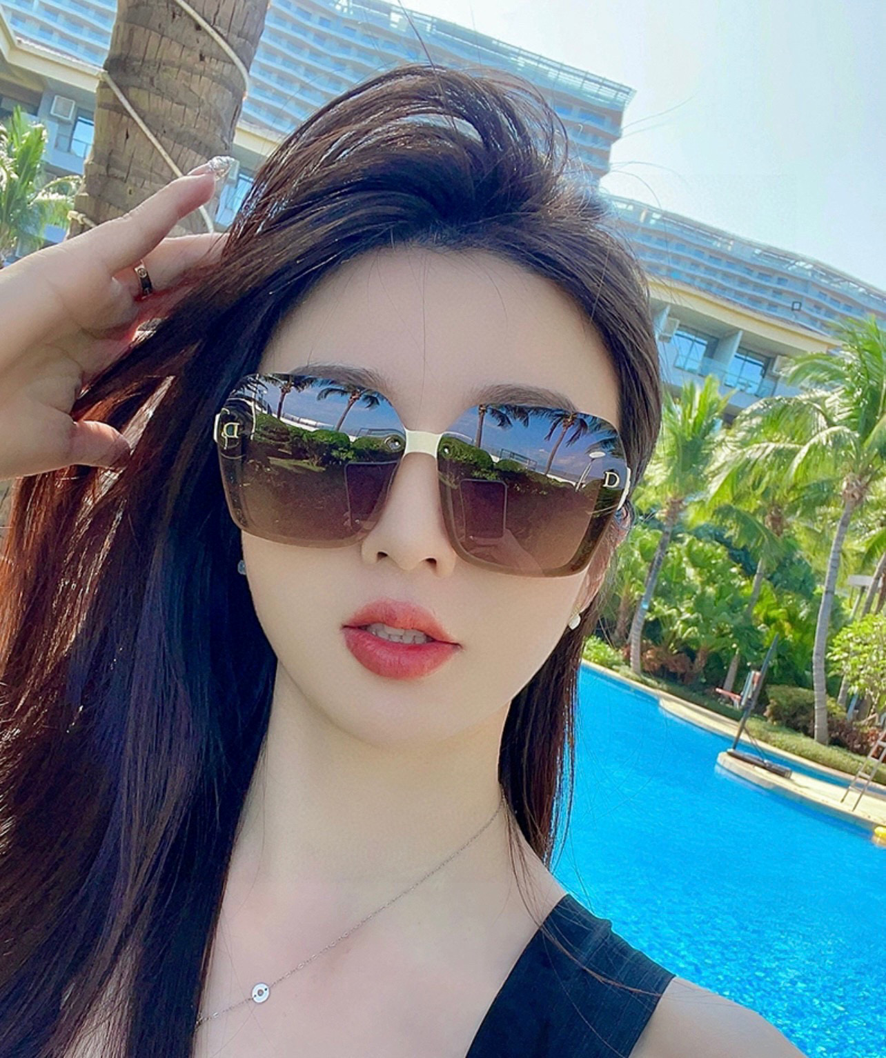 NO:243174,【DIOR】Dio polarized sunglasses, fashionable driving mirror, fashionable sunglasses, world's top luxury brand, quality assurance!  Classic style, star loves it! The best-selling brand glasses of all time!  Suitable for all face shapes Model D3200 glasses sunglasses sunglasses, glasses, dior, dior19860909【DIOR】迪奥偏光太阳镜 时尚造型 开车驾驶镜时尚墨镜世界顶级奢华品牌,品质保证！经典款, 明星热爱!有史以来最畅销的品牌眼镜！ 适合各种脸型 型号D3200眼镜墨镜太阳镜,眼镜,dior,dior,glasses