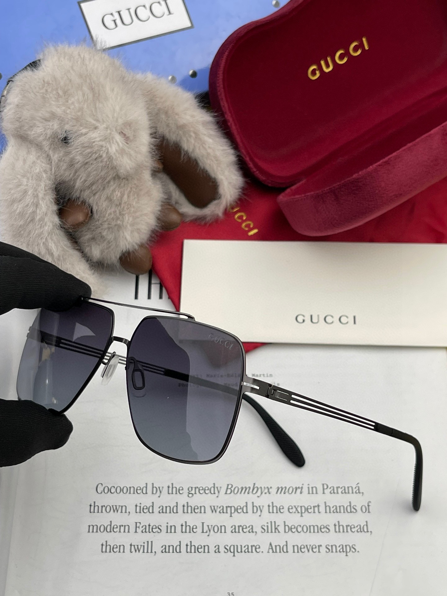  ♦️ GUCCI 2025新款男女情侣款太阳镜多边形墨镜iP电镀永不褪色 超轻超有弹性整幅眼镜无螺丝重