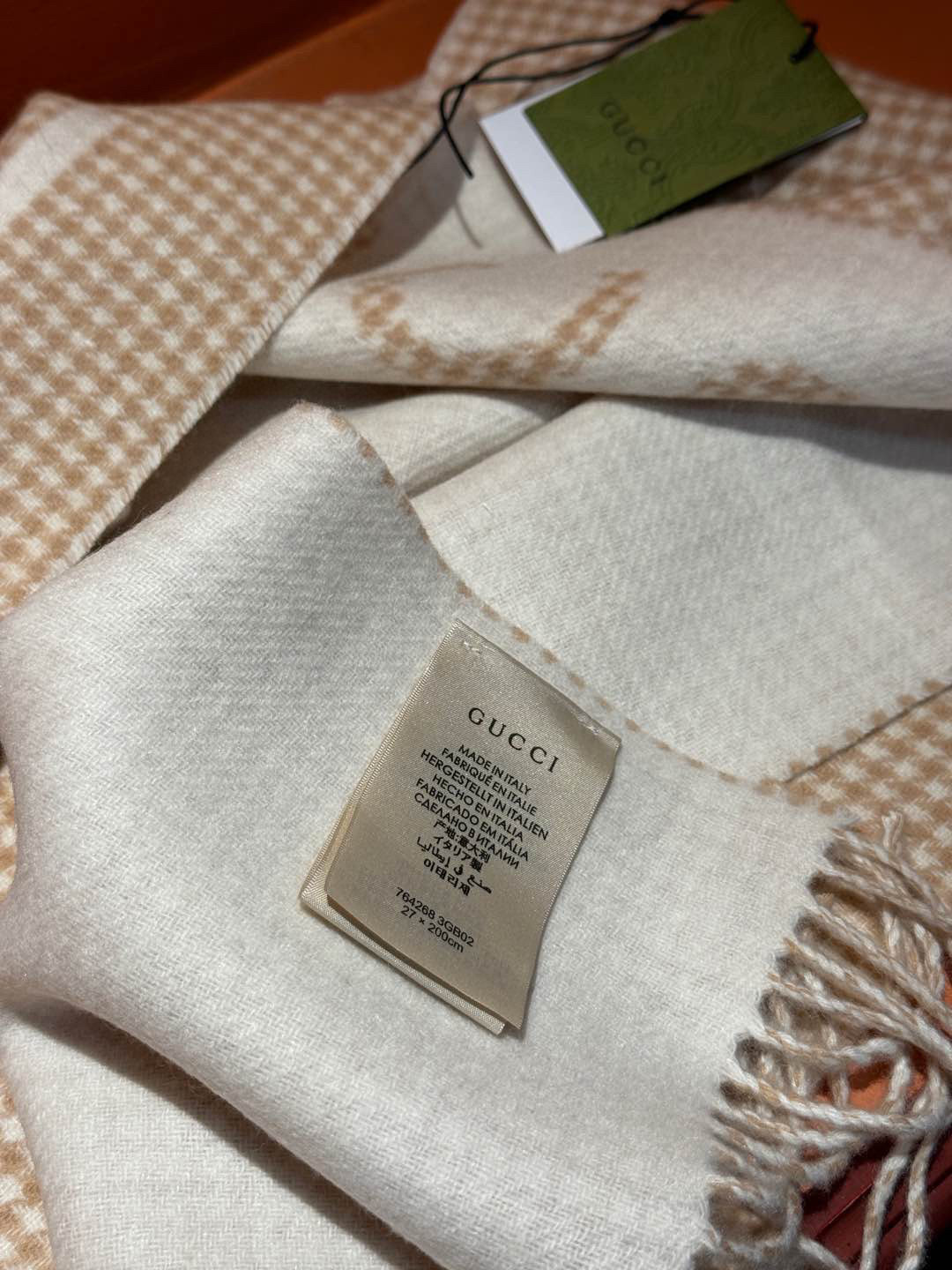 P336 Wool Scarf: Luxurious, Warm, Handmade, Reversible Design, Elegant Color Contrast - 图片 7