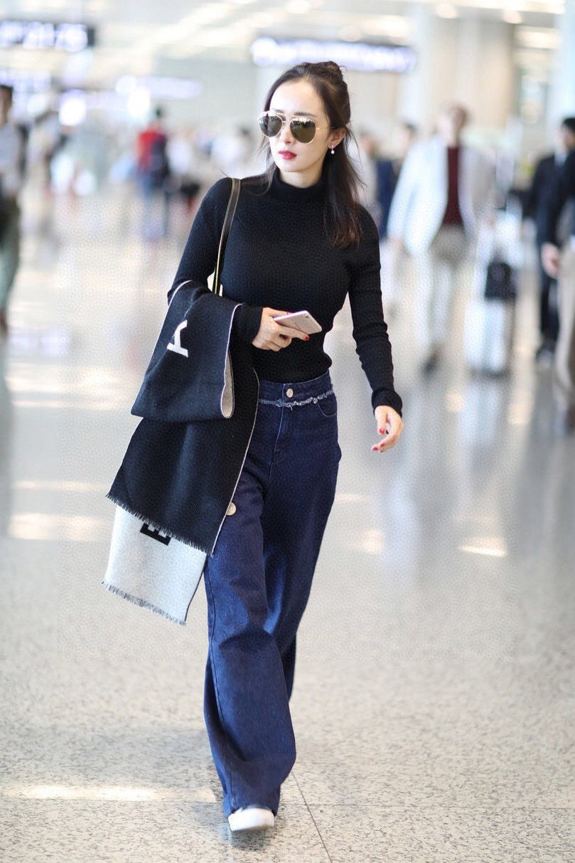 Paris Family Fashion Brand: Iconic Shawl Dominates European Market - 图片 2