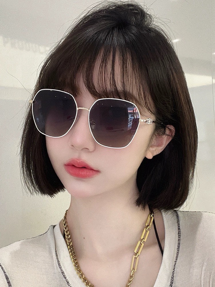    🔺 香奈儿 🔻2025官方新款 众多明星同款色‼️‼️新款大框偏光墨镜 🌈🌈宝丽来超清加厚太阳镜🔝