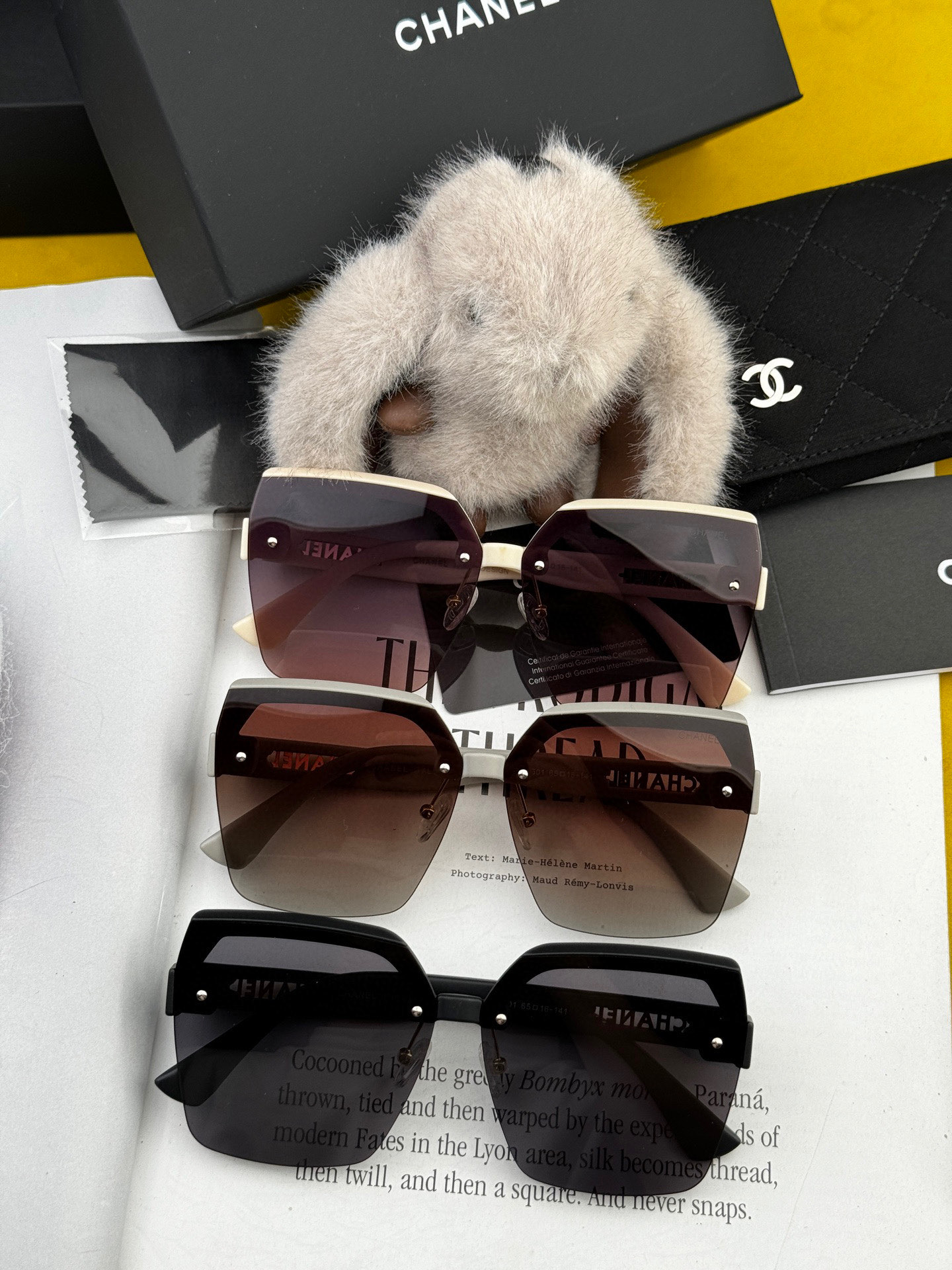  【CHANEL】香奈儿 2025新款潮流爆款 时尚方框太阳镜 佩戴舒适 网红潮款墨镜  女士高清加厚偏
